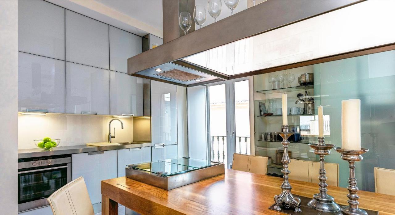 Genteel Home Real De La Carreteria Севиля Екстериор снимка